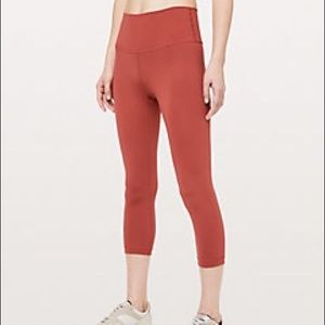 Lululemon Wunder Under Crop